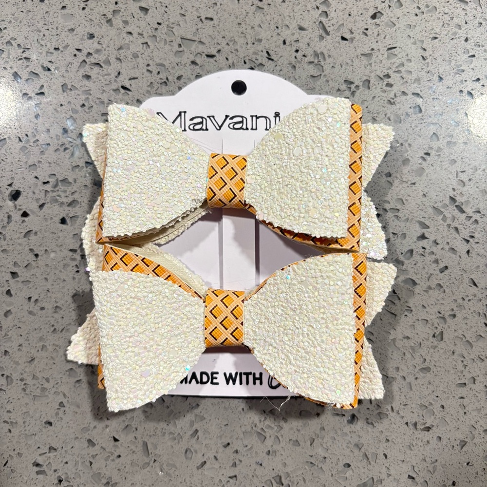 Sparkling Cream and Orange Bow Set for Kids